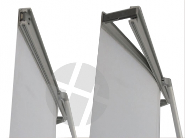 L-banner wall MS 90/180/270x230cm, straight & curved